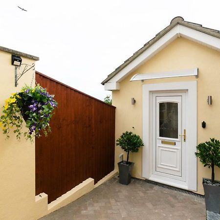 Sea Breeze Appartamento Poole Esterno foto