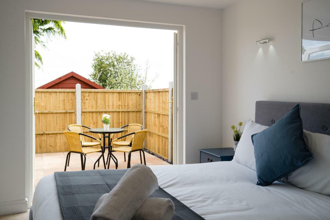 Sea Breeze Appartamento Poole Esterno foto