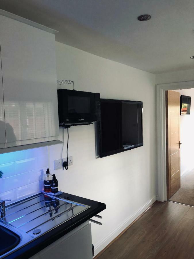Sea Breeze Appartamento Poole Esterno foto